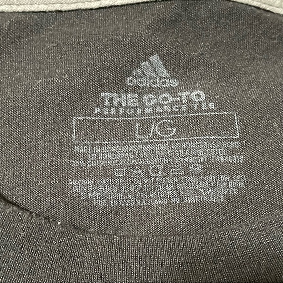 ADIDAS Tee Men Sz Large. Color Black - Picture 2 of 2
